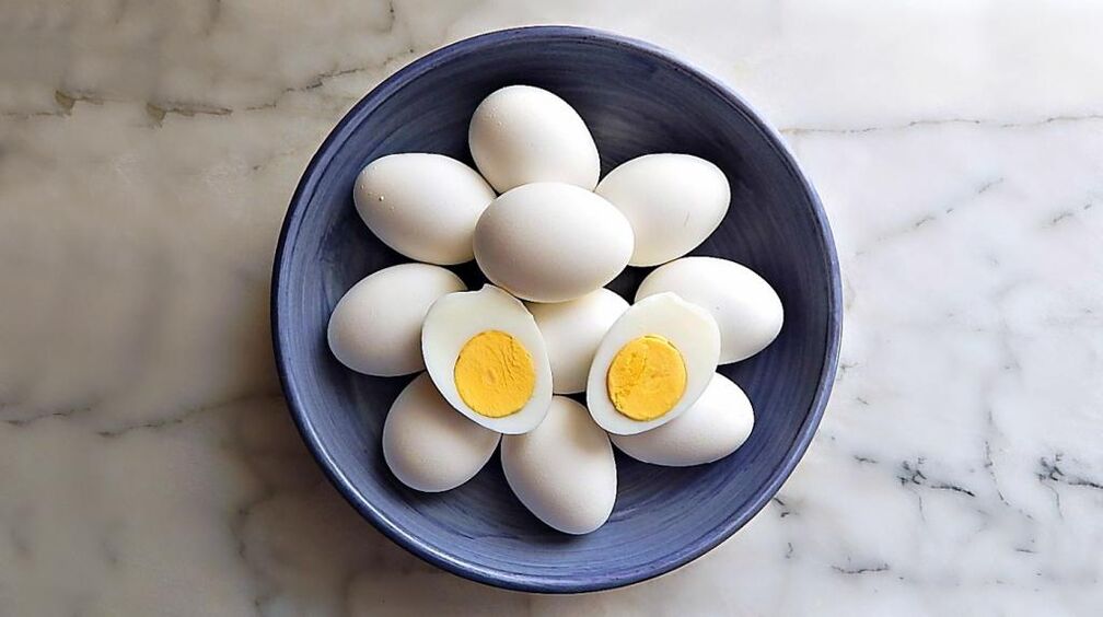 Los huevos de gallina son un producto necesario en una dieta química. 