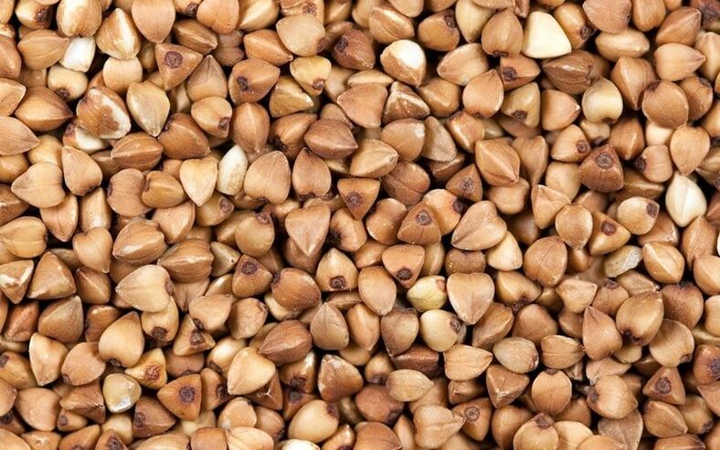 El trigo sarraceno es un cereal bajo en carbohidratos que es importante para perder peso. 